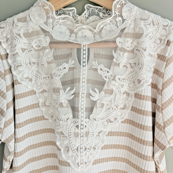 Romantic Victorian Short Sleeve Lace Stripe Blouse Top Sz Medium Metallic Pearl - Picture 2 of 11